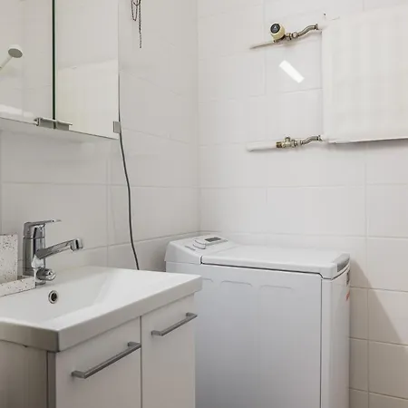 Lägenhet Viihtyisae Yksioe Helsingin Ruskeasuolla *