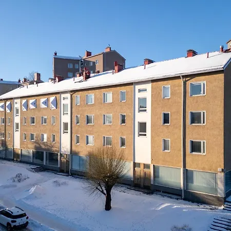 شقة Viihtyisae Yksioe Helsingin Ruskeasuolla هلسنكي