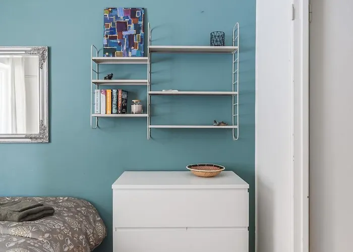 Apartament Viihtyisae Yksioe Helsingin Ruskeasuolla Helsinki