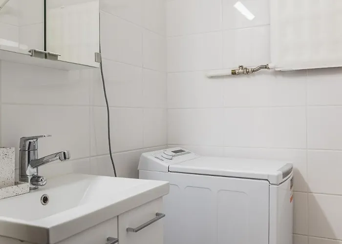 شقة Viihtyisae Yksioe Helsingin Ruskeasuolla *